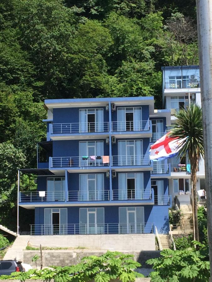 Guest House 99 Batumi Exterior foto