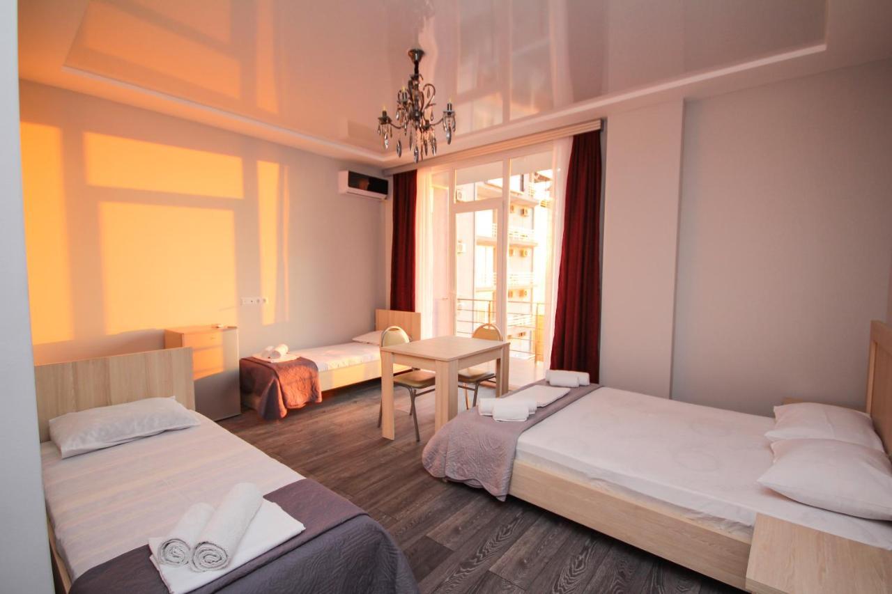 Guest House 99 Batumi Exterior foto